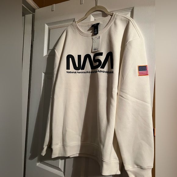 Hoodie & Sweatshirt Collection